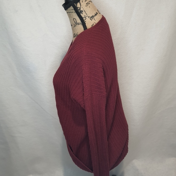 Hollister Womens Large Maroon Red Knit Wrap Sweater - Picture 2 of 11